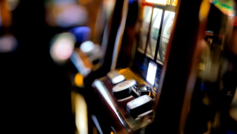 Κύκλωμα απάτης: Έταζαν επενδύσεις και ξάφριζαν επιχειρηματίες