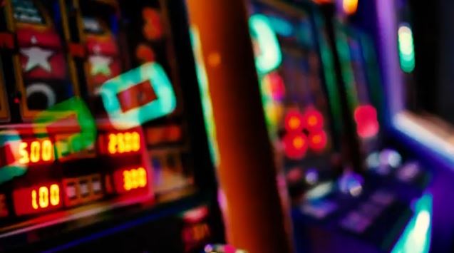 Στη φυλακή ο αρχηγός & ο υπαρχηγός του κυκλώματος με τις «μαϊμού» επενδύσεις