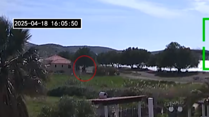 Λέσβος: «Είδα να κατεβαίνουν από τη βάρκα με φόρμες» – Μαρτυρία στο «Τούνελ» για το θρίλερ του λιμενικού