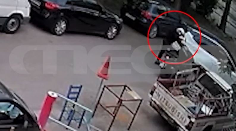 Νέος Κόσμος: Καρέ καρέ η καταδίωξη και τα δολοφονικά χτυπήματα στον 58χρονο