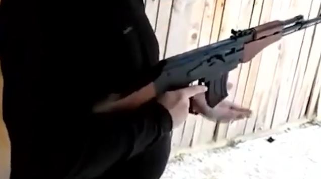 Κρήτη: Βαρύς οπλισμός & σφαίρες που πέφτουν «βροχή» σε κάθε κοινωνική εκδήλωση