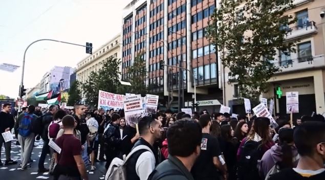 Στον δρόμο μαθητές, φοιτητές, εκπαιδευτικοί για κενά, εθνικό απολυτήριο & διαγραφές στα ΑΕΙ