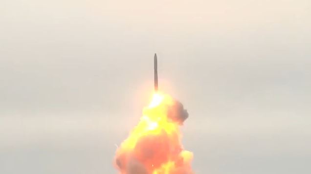 Ντόναλντ Τραμπ: Επιμένει στην ιδέα των πυρηνικών δοκιμών