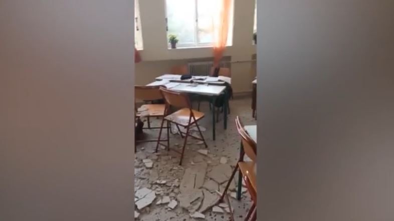 Πόρτο Ράφτη: Έπεσαν σοβάδες σε δημοτικό σχολείο – Τραυματίστηκαν δύο μαθητές