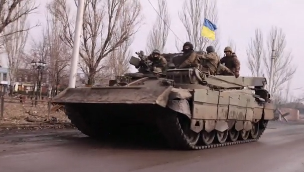 Πόλεμος στην Ουκρανία: Σκληρό διπλωματικό θρίλερ για το σχέδιο Τραμπ – Η αντιπρόταση της Ευρώπης