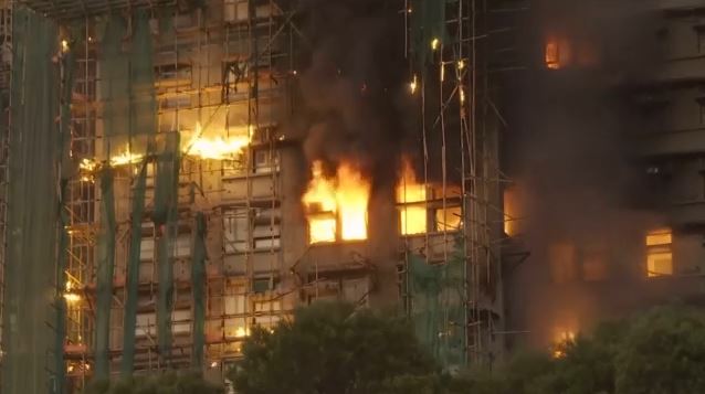 Χονγκ Κονγκ: Δεκάδες νεκροί από τη φονική πυρκαγιά σε συγκρότημα κατοικιών