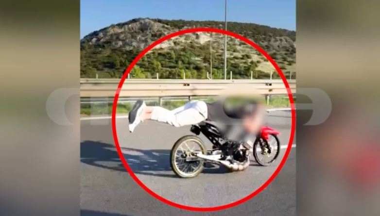 Νεαροί έκλεισαν τον δρόμο Χαλκίδας – Σχηματαρίου για να κάνουν κόντρες