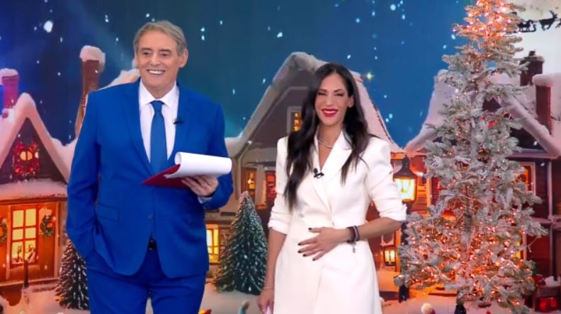 Κοινωνία Ώρα Mega