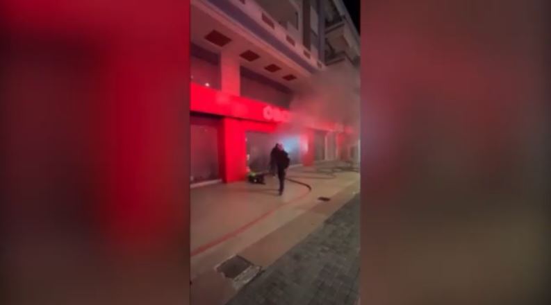 Ρέθυμνο: Σοβαρές ζημιές προκάλεσε φωτιά σε αποθήκη καταστήματος