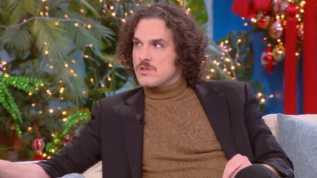 Αιμιλιανός Σταματάκης: «Στην αρχή φοβήθηκα να υποδυθώ τον Νίκο Ξυλούρη»