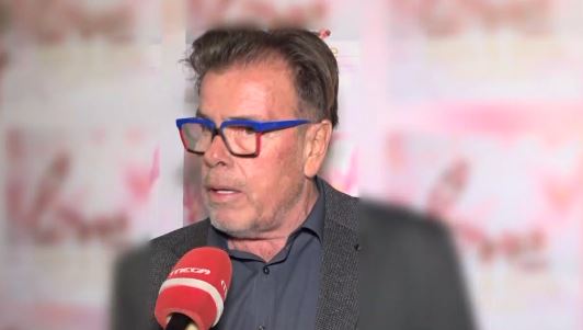 Δημήτρης Παπανώτας: «Ποτέ δεν είπα ότι η Αθηνά Οικονομάκου δεν είναι καλή μάνα»