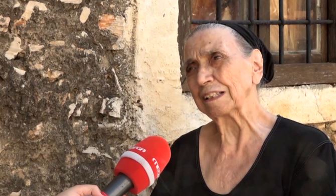 «Η αγάπη του κόσμου κρατά ζωντανή τη μνήμη του» – Συγκινεί η χήρα του Νίκου Ξυλούρη