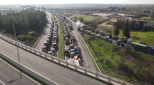 Κρίσιμη συνεδρίαση στις Σέρρες – Γιορτές στα μπλόκα λένε οι αγρότες