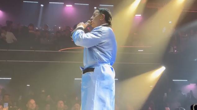 Γιώργος Μαζωνάκης: Η λαμπερή πρεμιέρα και το εξώδικο επιχειρηματία – Νέες αποκαλύψεις