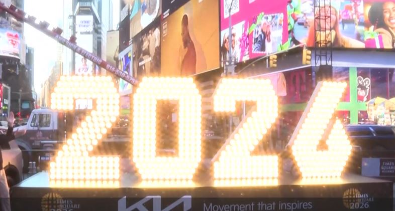 Times Square: Ετοιμασίες για την αλλαγή του χρόνου