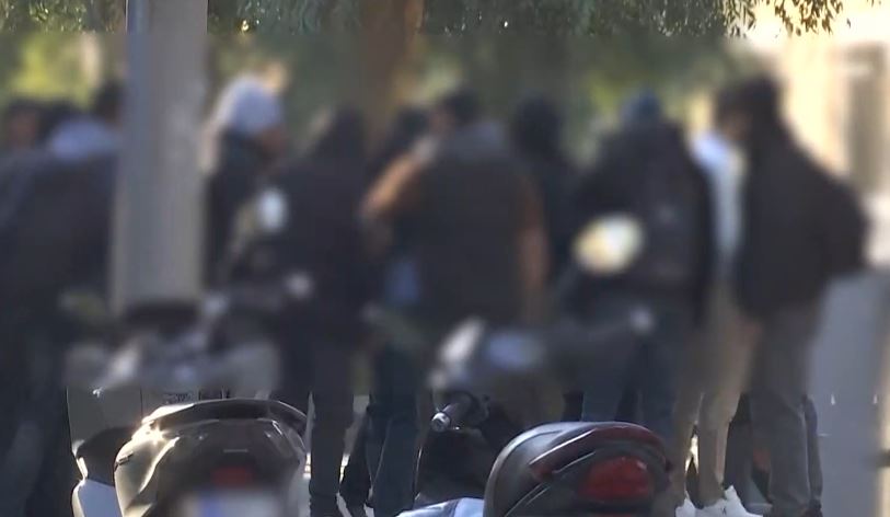 Στη φυλακή και οι 12 που διακινούσαν κοκαΐνη και κάνναβη μέσα σε σχολεία στην Αττική