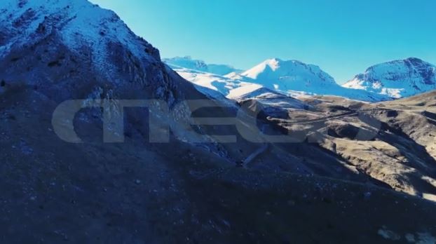 Αγκαλιασμένοι μέσα στο χιόνι εντοπίστηκαν οι ορειβάτες που έχασαν τη ζωή τους στα Βαρδούσια