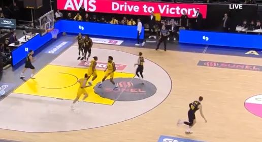 Stoiximan GBL: Στην ΑΕΚ με 82-76 το ντέρμπι της 12ης αγωνιστικής με τον Άρη