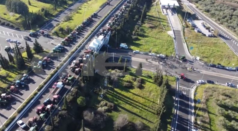 Πρωτοχρονιά στα μπλόκα είναι αποφασισμένοι να κάνουν οι αγρότες