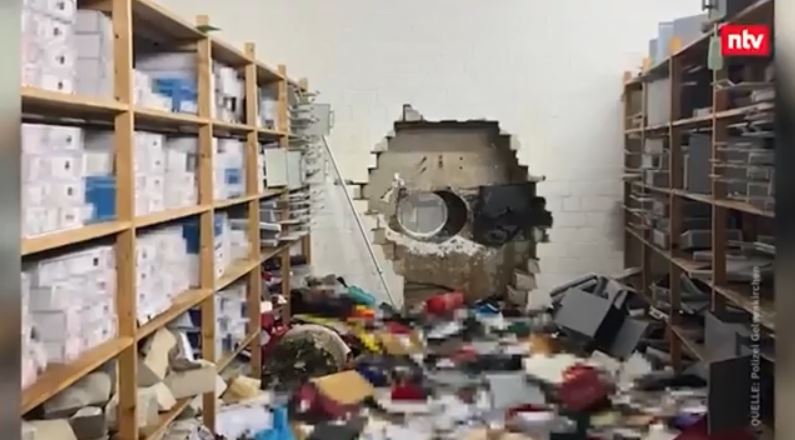 Πρωτοχρονιάτικο «ριφιφί» σε τράπεζα στη Γερμανία