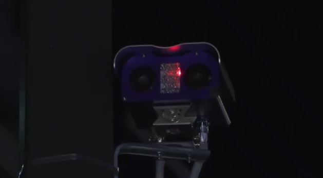 Έξυπνη κάμερα στη Συγγρού κατέγραψε πάνω από 1.000 παραβάσεις χρήσης κινητού