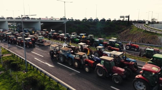 Κλιμάκωση των κινητοποιήσεων αποφάσισαν οι αγρότες – Τι θα γίνει με τα μπλόκα τις γιορτές