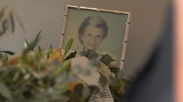 Σε κλίμα συγκίνησης το τελευταίο «αντίο» στη Σύλβα Ακρίτα