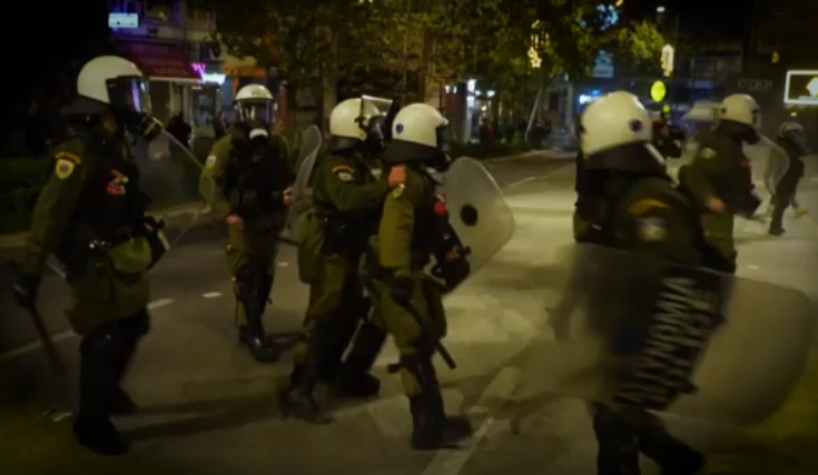 Αλέξανδρος Γρηγορόπουλος: Επεισόδια, ξύλο και χημικά στην πορεία για τα 17 χρόνια από τη δολοφονία του