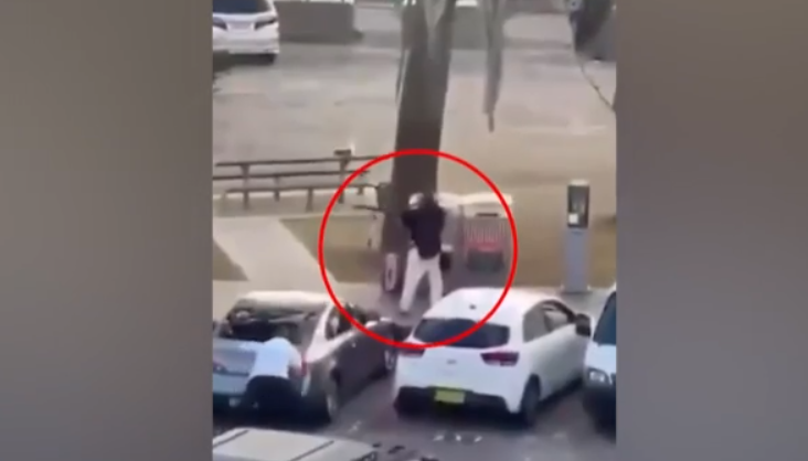 Αυστραλία: Ντοκουμέντα-σοκ από την τρομοκρατική επίθεση με 12 νεκρούς σε παραλία στο Σίδνεϊ