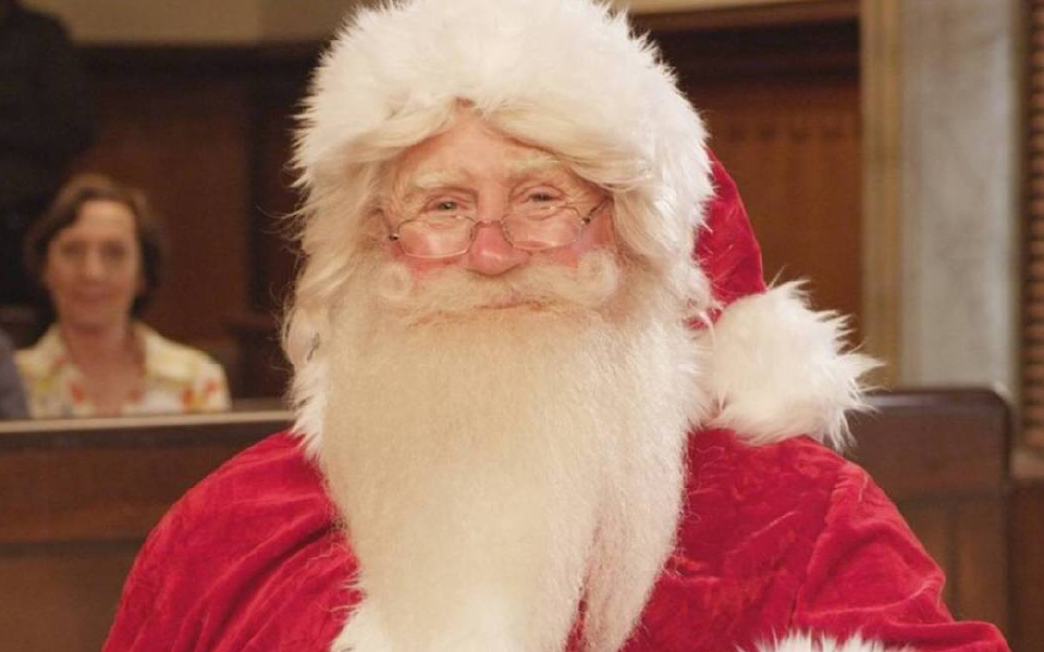 Υπερασπίζοντας τον  Αϊ Βασίλη | Δείτε την ταινία