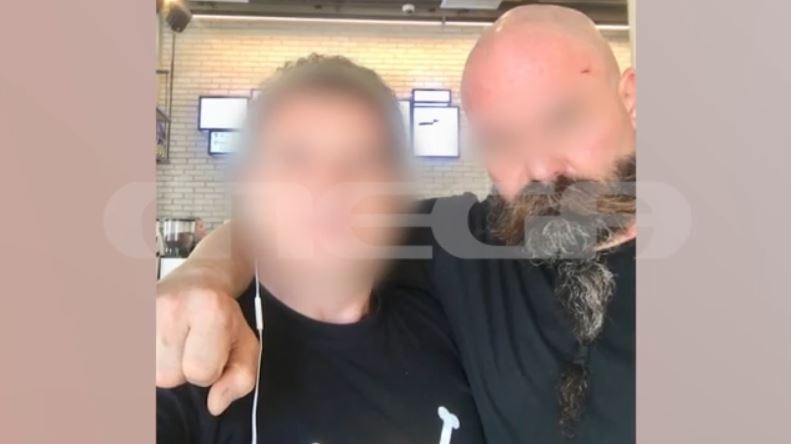 Κολωνάκι: Τα παράνομα rave party, τα χρέη & οι καβγάδες – Το προφίλ του γιου της Ελένης Παπαδοπούλου