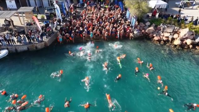 Πραγματοποιήθηκε ο Χειμερινός Κολυμβητικός Διάπλους με πάνω από 600 συμμετοχές