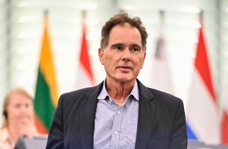 Πρωτοβουλία Νίκου Παπανδρέου για δωρεάν ηπατικό έλεγχο: Στις 8 & 9 Δεκεμβρίου & ώρα 10:00-16:00 στο Δημοτικό Θέατρο Πειραιά