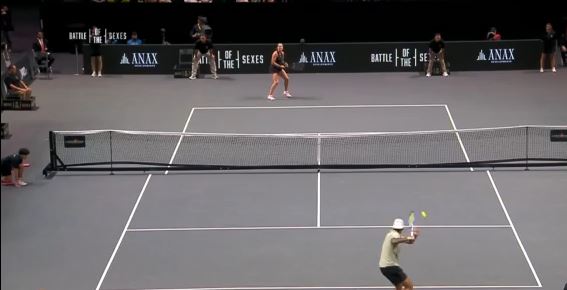 Τένις: Ο Κύργιος νίκησε την Σαμπαλένκα στη «μάχη των φύλων»