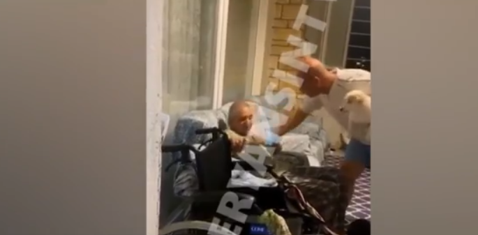 Τουρκία: Άνδρας χτυπά και κακοποιεί ηλικιωμένο σε ιδιωτικό γηροκομείο της Κωνσταντινούπολης