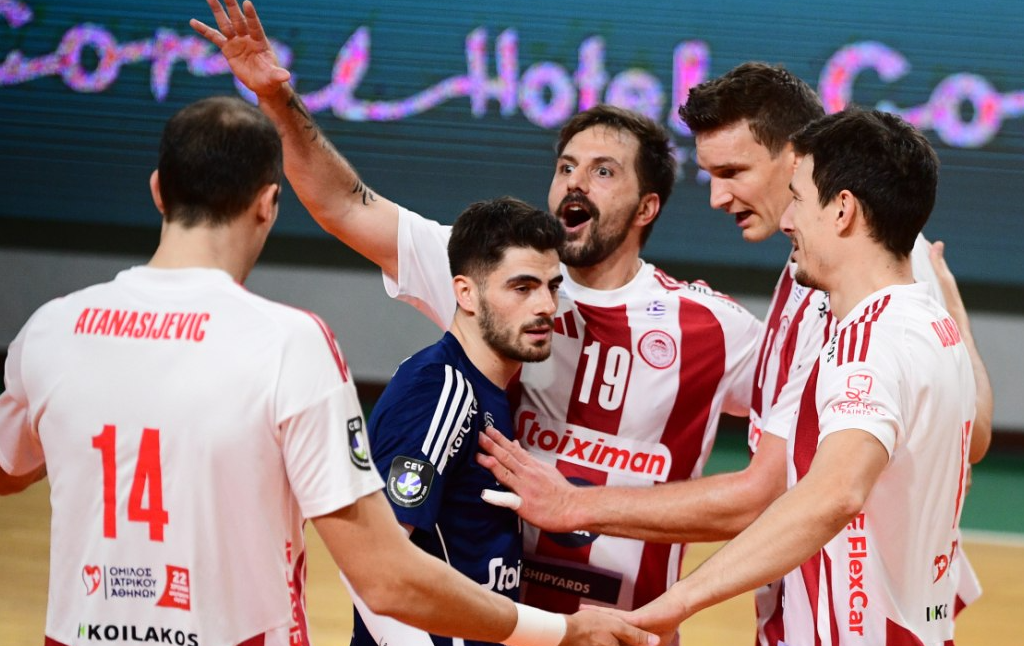 Ολυμπιακός – Φοίνικας Σύρου 3-2: «Ερυθρόλευκη» πρόκριση στα ημιτελικά σε ματς – θρίλερ