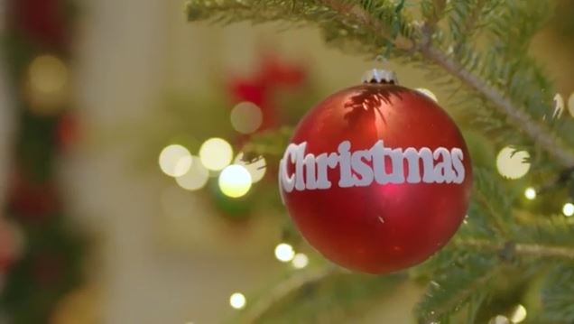 Χριστούγεννα: Πυρετώδεις προετοιμασίες στα εστιατόρια για το ρεβεγιόν