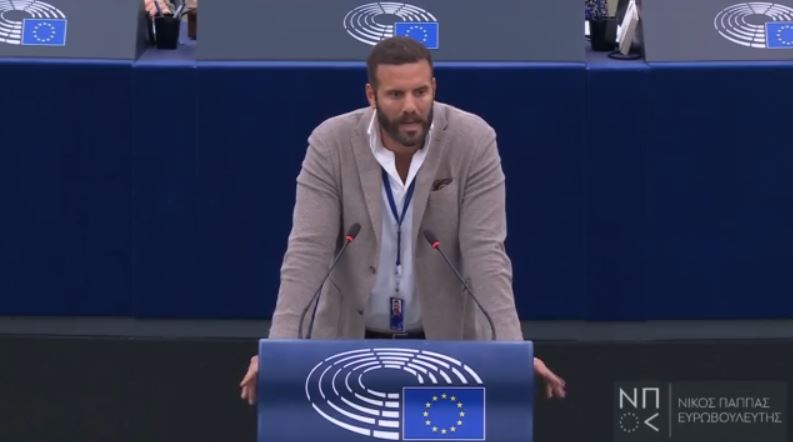 Νίκος Παππάς: Επιτέθηκε και χτύπησε Έλληνα δημοσιογράφο στο Ευρωκοινοβούλιο – Διεγράφη από τον ΣΥΡΙΖΑ