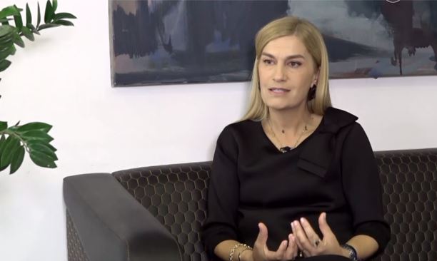 Σέβη Βολουδάκη: Η υφ. Μετανάστευσης και Ασύλου σε μία συνέντευξη εφ’ όλης της ύλης στο «Buongiorno»