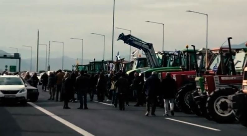 Ανυποχώρητοι οι αγρότες – Σχεδιάζουν δυναμικές κινητοποιήσεις μέσα στις γιορτές