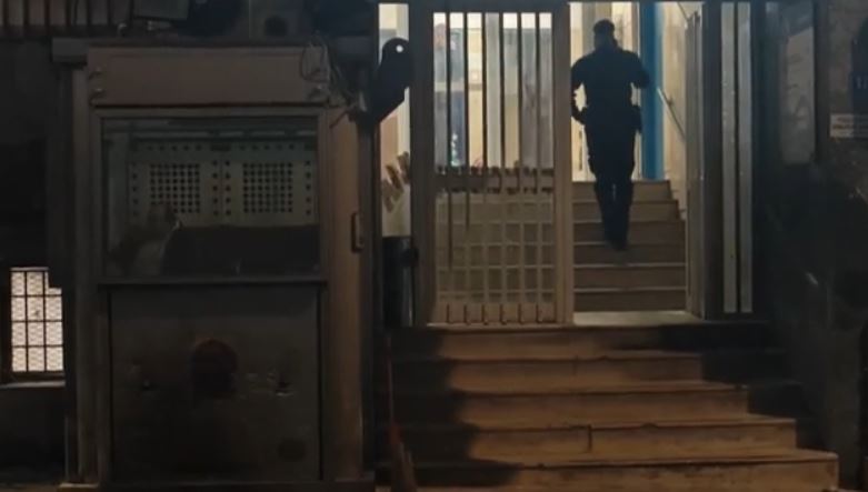 Καταδρομική επίθεση με βόμβες μολότοφ στο αστυνομικό τμήμα της Κυψέλης -14 προσαγωγές