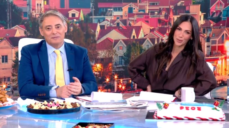 Κοινωνία Ώρα Mega