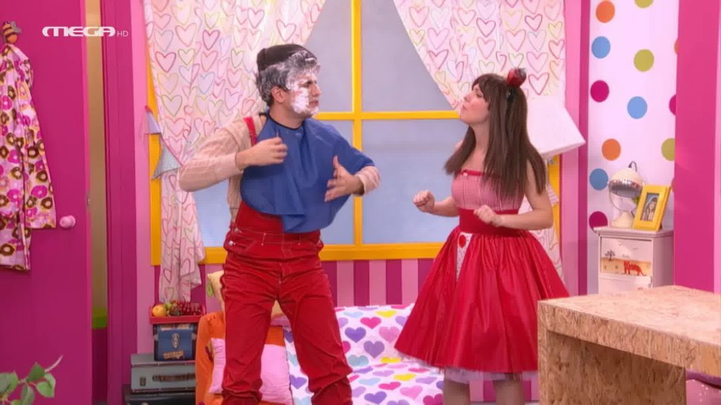 Η γιαγιά της Ακαντού - 