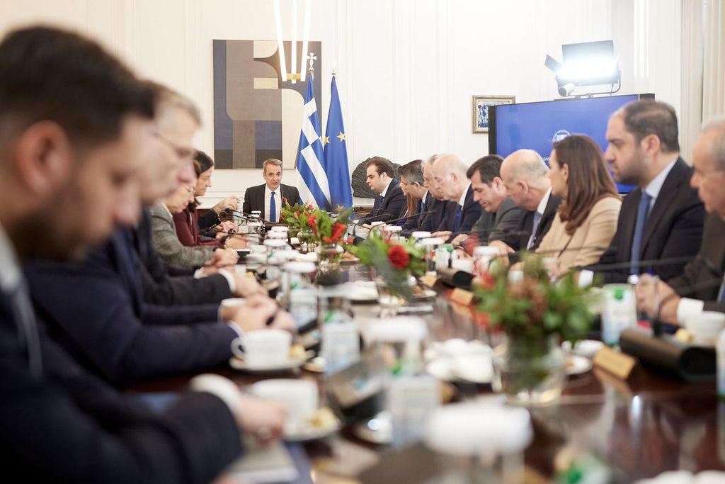 Συνεδριάζει το υπουργικό συμβούλιο υπό τον πρωθυπουργό