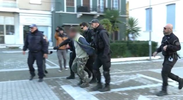 Αγρίνιο: Η ερωτική αντιζηλία όπλισε το χέρι του 45χρονου – Φόβοι για αντίποινα