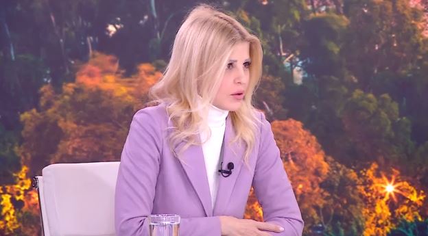 Έλενα Ράπτη: Όσα είπε για το πρόγραμμα «Νταντάδες της Γειτονιάς», την ενδοοικογενειακή βία & το χάπι του βιασμού