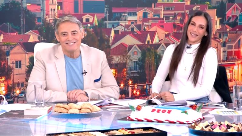 Κοινωνία Ώρα Mega