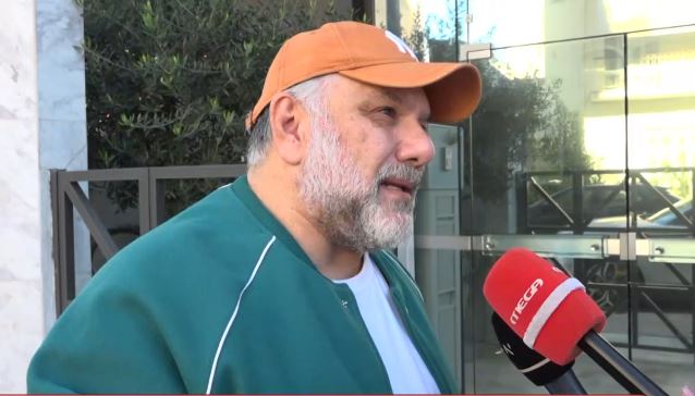 Γρηγόρης Αρναούτογλου: «Δεν έχω βρει ακόμα τις λέξεις για το τηλεοπτικό τέλος του Γιώργου Παπαδάκη»