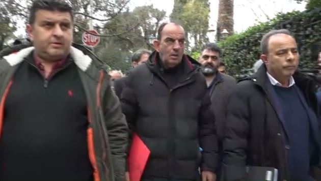 Στο Μαξίμου οι αγρότες για τη συνάντηση με τον πρωθυπουργό – Η ατζέντα