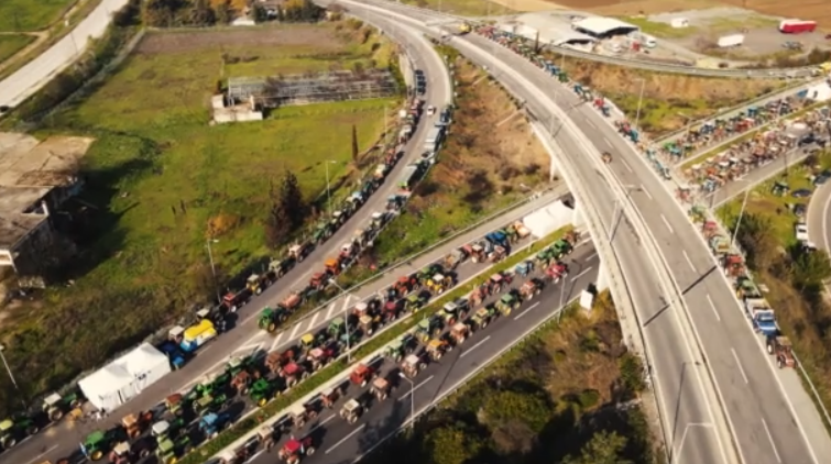 Αύριο η κρίσιμη συνεδρίαση των αγροτών για το μέλλον των κινητοποιήσεων